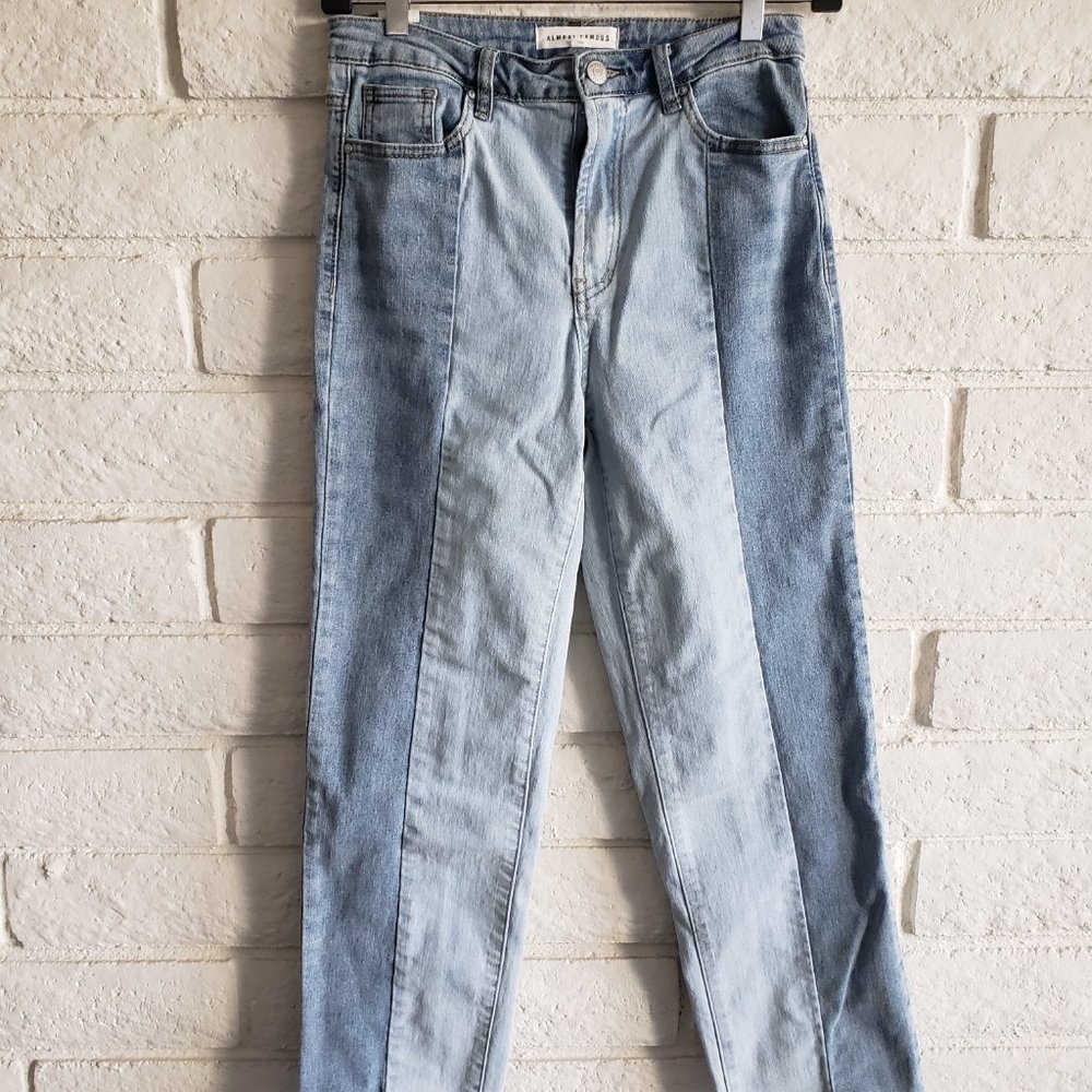 Almost Famous Two Tone Wide Leg Straight Leg Jean Sz 3
